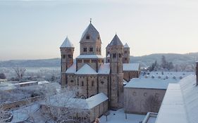 Gastflügel der Abtei Maria Laach
